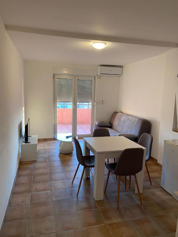 Apartments Dalmatia Sveti Petar  Exterior foto