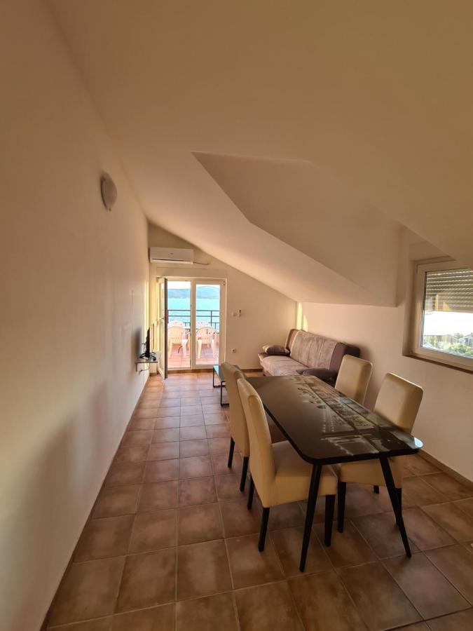 Apartments Dalmatia Sveti Petar  Zimmer foto